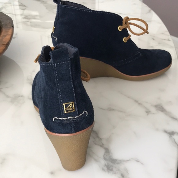 Shoes - Picture 6 of 6